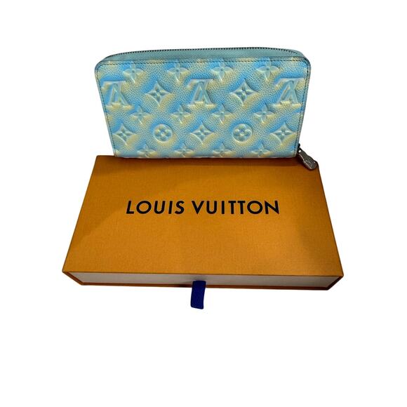 Louis Vuitton Zippy Wallet – Pastel Monogram Vernis/Empreinte Gradient - Picture 1 of 10